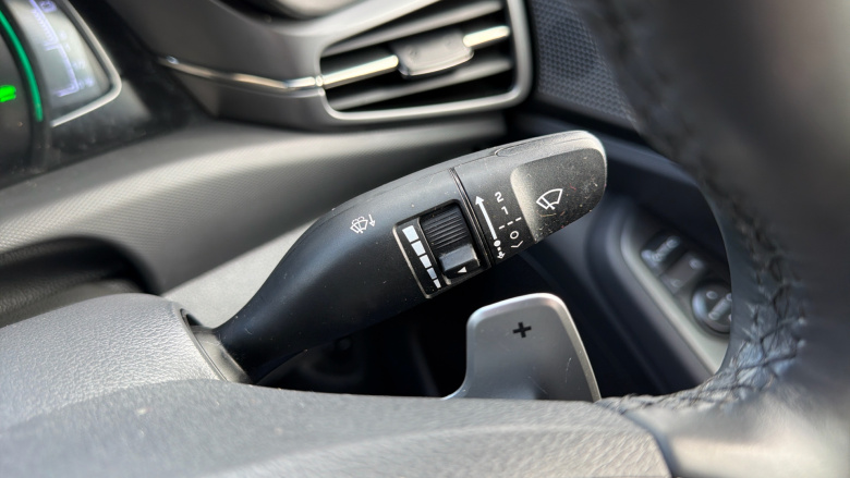 Hyundai IONIQ 1.6 GDi Hybrid Premium 5dr DCT Hybrid Hatchback